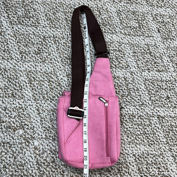 TRAVELON MESSENGER TRAVEL FAUX PINK SUEDE NYLON BAG - Picture 14 of 16